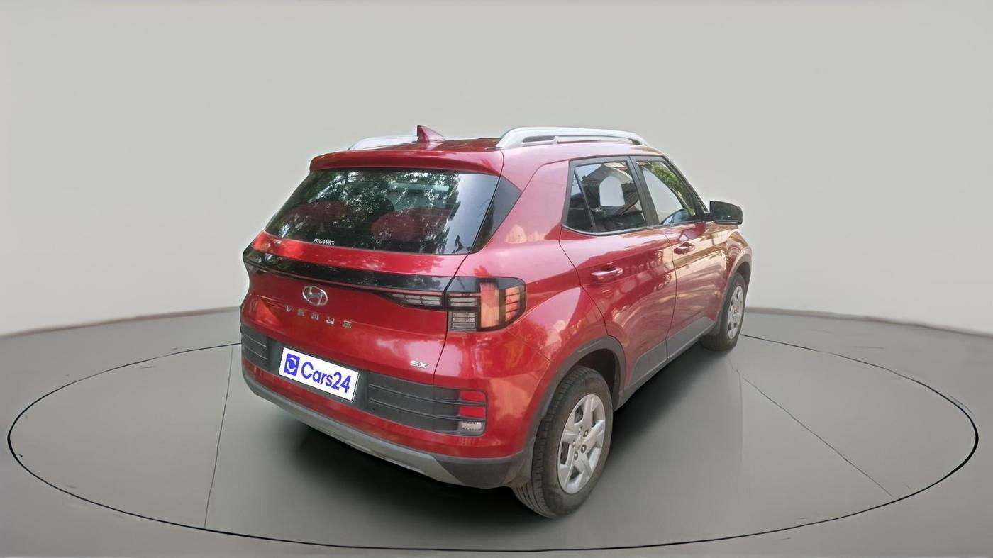 2022 Hyundai VENUE SX 1.2 PETROL, Petrol, Manual, 28,730 km, exterior