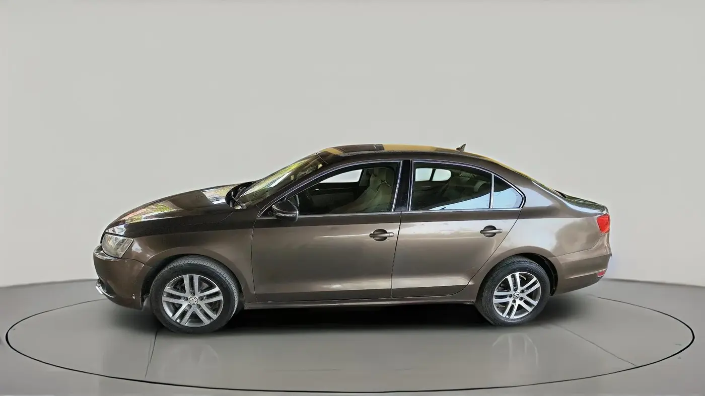 2011 Volkswagen Jetta HIGHLINE TDI AT, Diesel, Automatic, 1,36,910 km, exterior