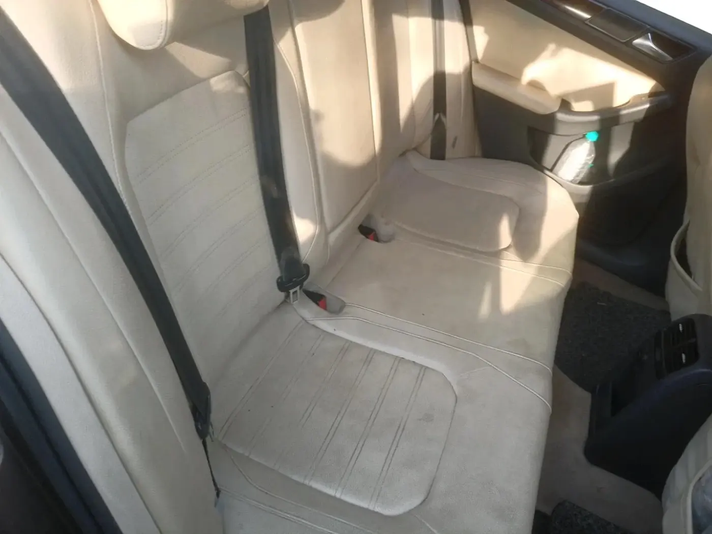 2011 Volkswagen Jetta HIGHLINE TDI AT, Diesel, Automatic, 1,36,910 km, interior