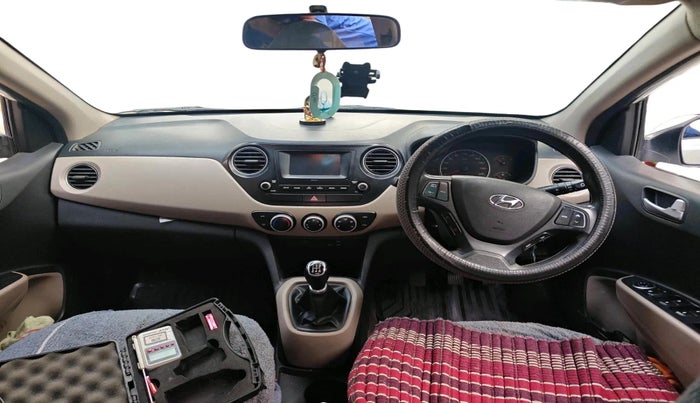 2017 Hyundai Grand i10 SPORTZ 1.2 KAPPA VTVT, Petrol, Manual, 90,210 km, interior