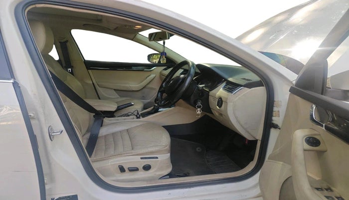 2015 Skoda Octavia ELEGANCE 1.8 TSI AT, Petrol, Automatic, 97,234 km, interior