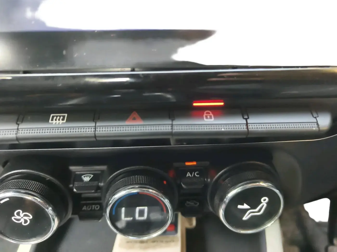 2021 Nissan MAGNITE XV MT, Petrol, Manual, 28,791 km, interior