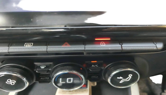 2021 Nissan MAGNITE XV MT, Petrol, Manual, 28,791 km, interior