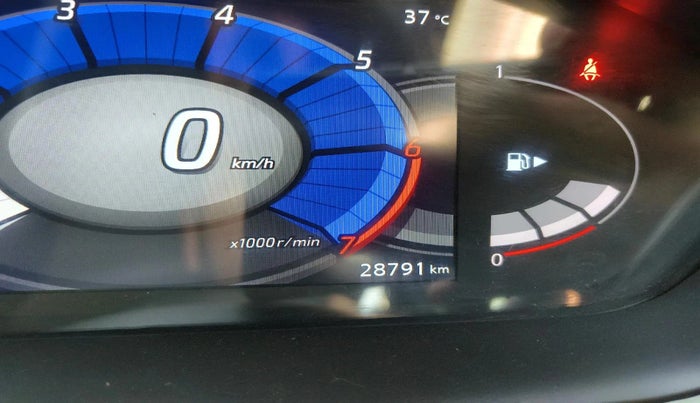 2021 Nissan MAGNITE XV MT, Petrol, Manual, 28,791 km, interior