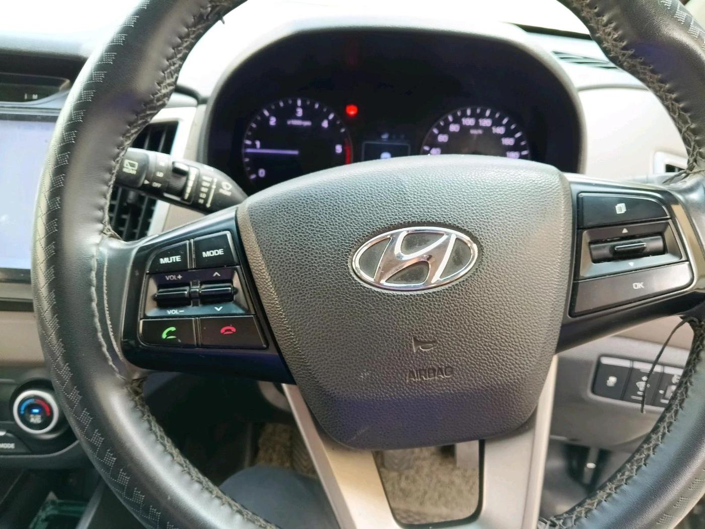 2017 Hyundai Creta SX (O) 1.6 DIESEL, Diesel, Manual, 90,692 km, interior