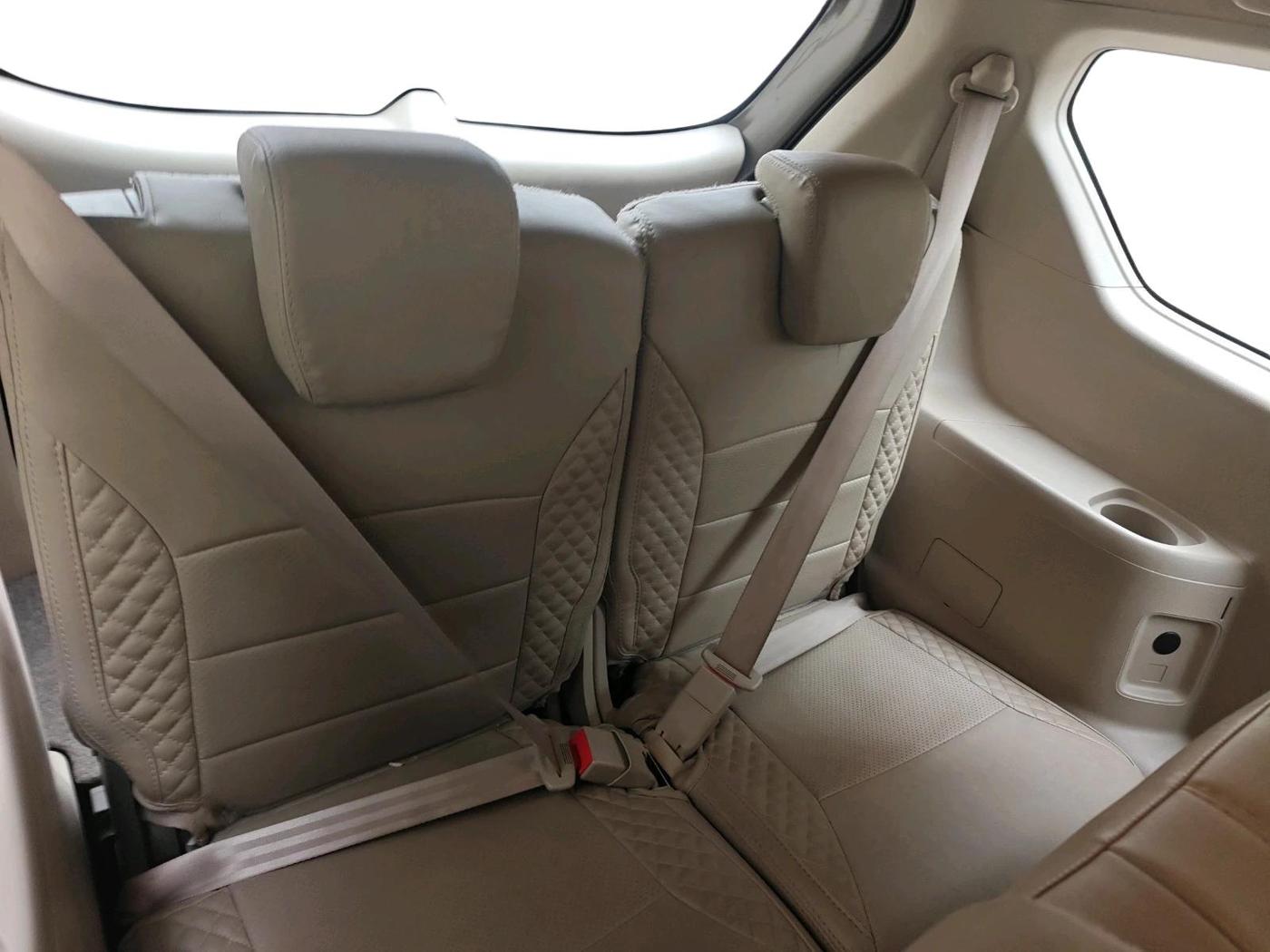 2024 Maruti Ertiga VXi (O), Petrol, Manual, 39,401 km, interior