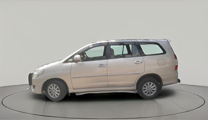 2012 Toyota Innova VX 2.5 7 STR, Diesel, Manual, 3,39,598 km, exterior