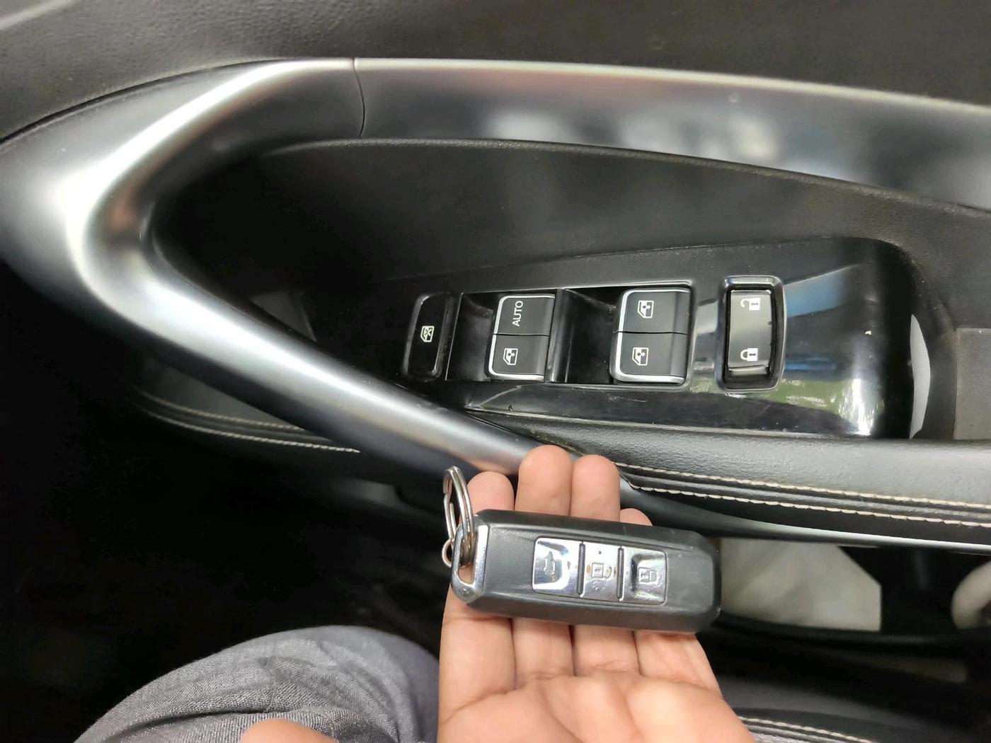 2019 MG HECTOR SHARP HYBRID 1.5 PETROL, Petrol, Manual, 86,548 km, interior