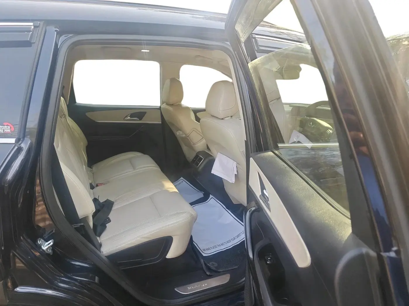 2024 Mahindra XUV700 AX 7 LUXURY D MT 7 STR, Diesel, Manual, 37,806 km, interior