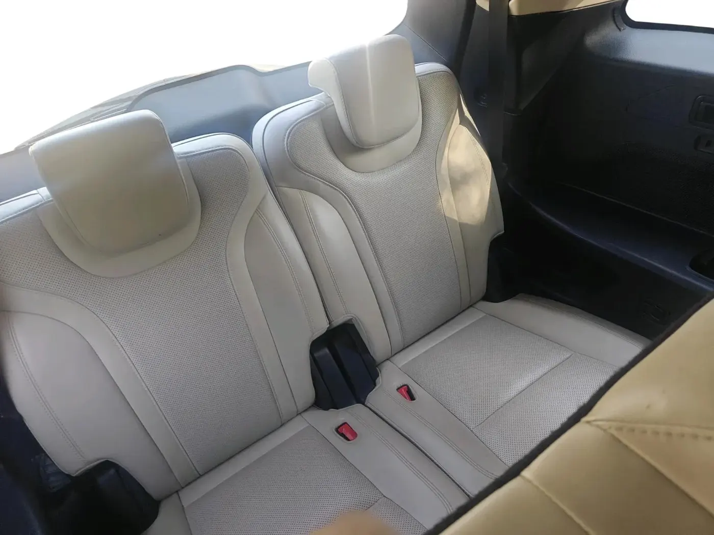 2024 Mahindra XUV700 AX 7 LUXURY D MT 7 STR, Diesel, Manual, 37,806 km, interior