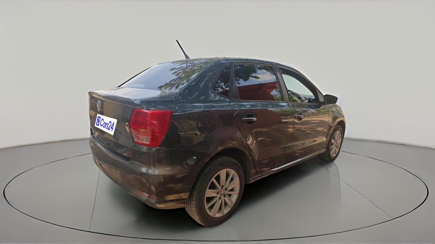 2016 Volkswagen Ameo HIGHLINE1.2L, Petrol, Manual, 69,968 km, exterior