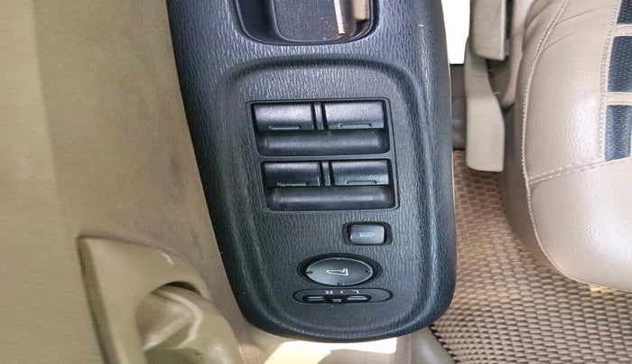 2015 Honda Amaze 1.5L I-DTEC S, Diesel, Manual, 1,09,168 km, interior