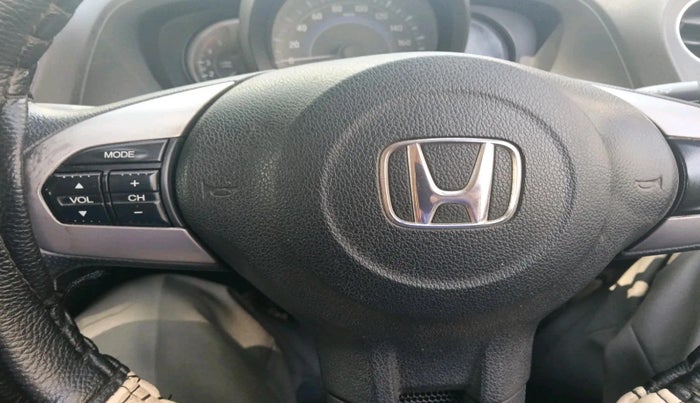 2015 Honda Amaze 1.5L I-DTEC S, Diesel, Manual, 1,09,168 km, interior