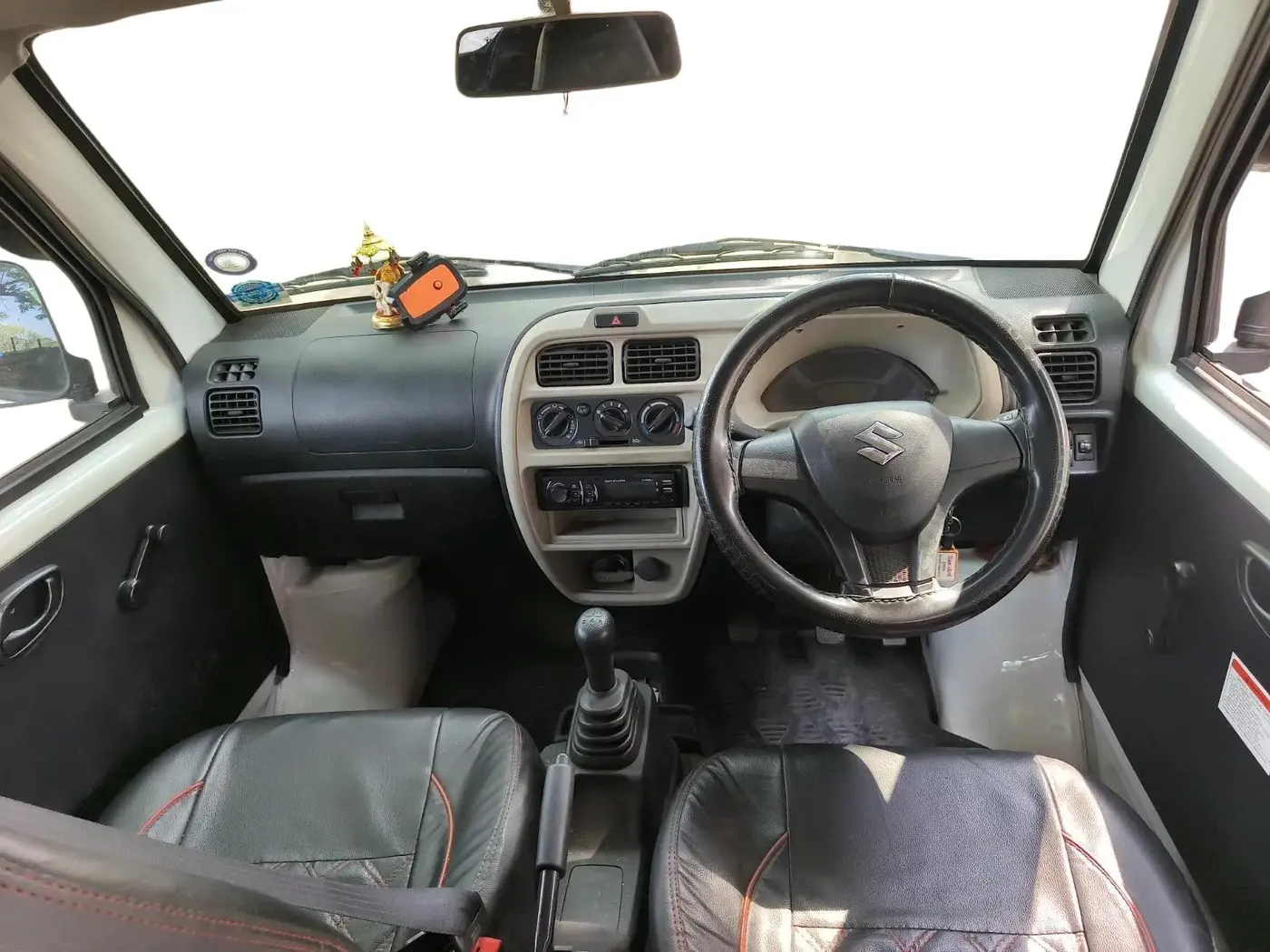 2024 Maruti Eeco 5 Str Ac CNG (O) , CNG, Manual, 40,563 km, interior