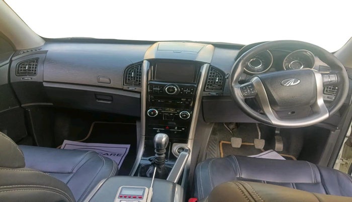 2020 Mahindra XUV500 W9, Diesel, Manual, 91,367 km, interior
