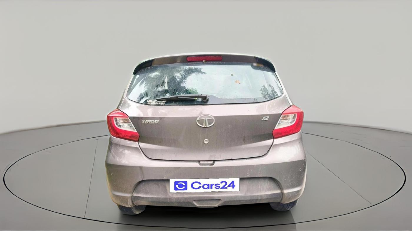 2017 Tata Tiago XZ PETROL, Petrol, Manual, 42,000 km, exterior