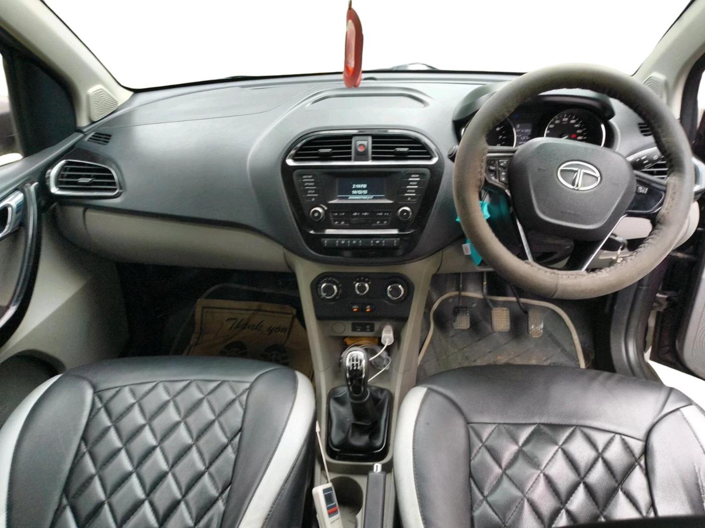 2017 Tata Tiago XZ PETROL, Petrol, Manual, 42,000 km, interior