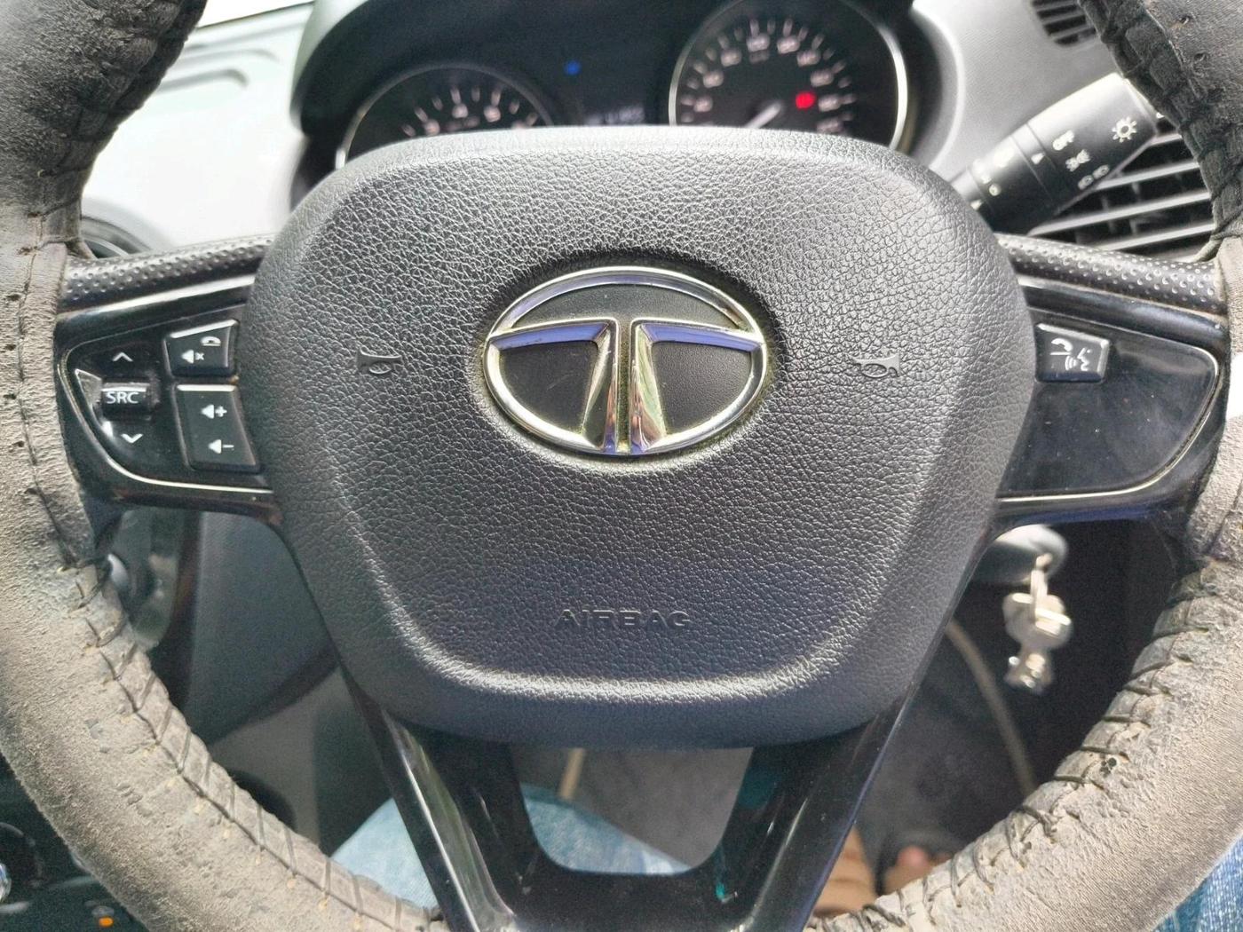 2017 Tata Tiago XZ PETROL, Petrol, Manual, 42,000 km, interior