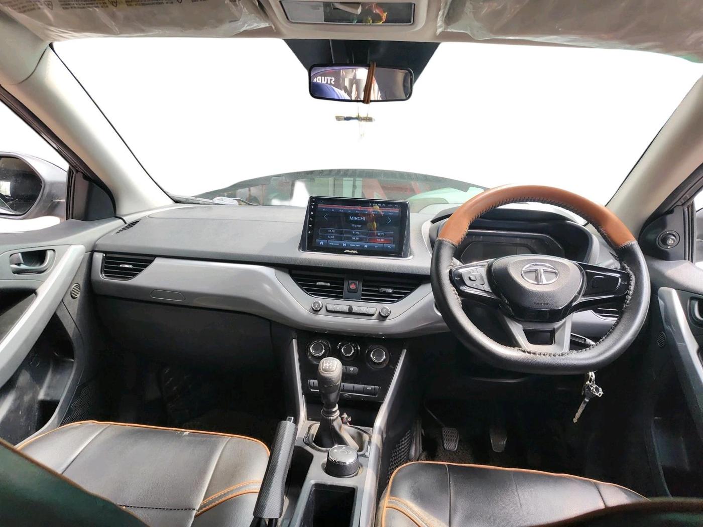 2020 Tata NEXON XM SUNROOF PETROL, Petrol, Manual, 52,575 km, interior