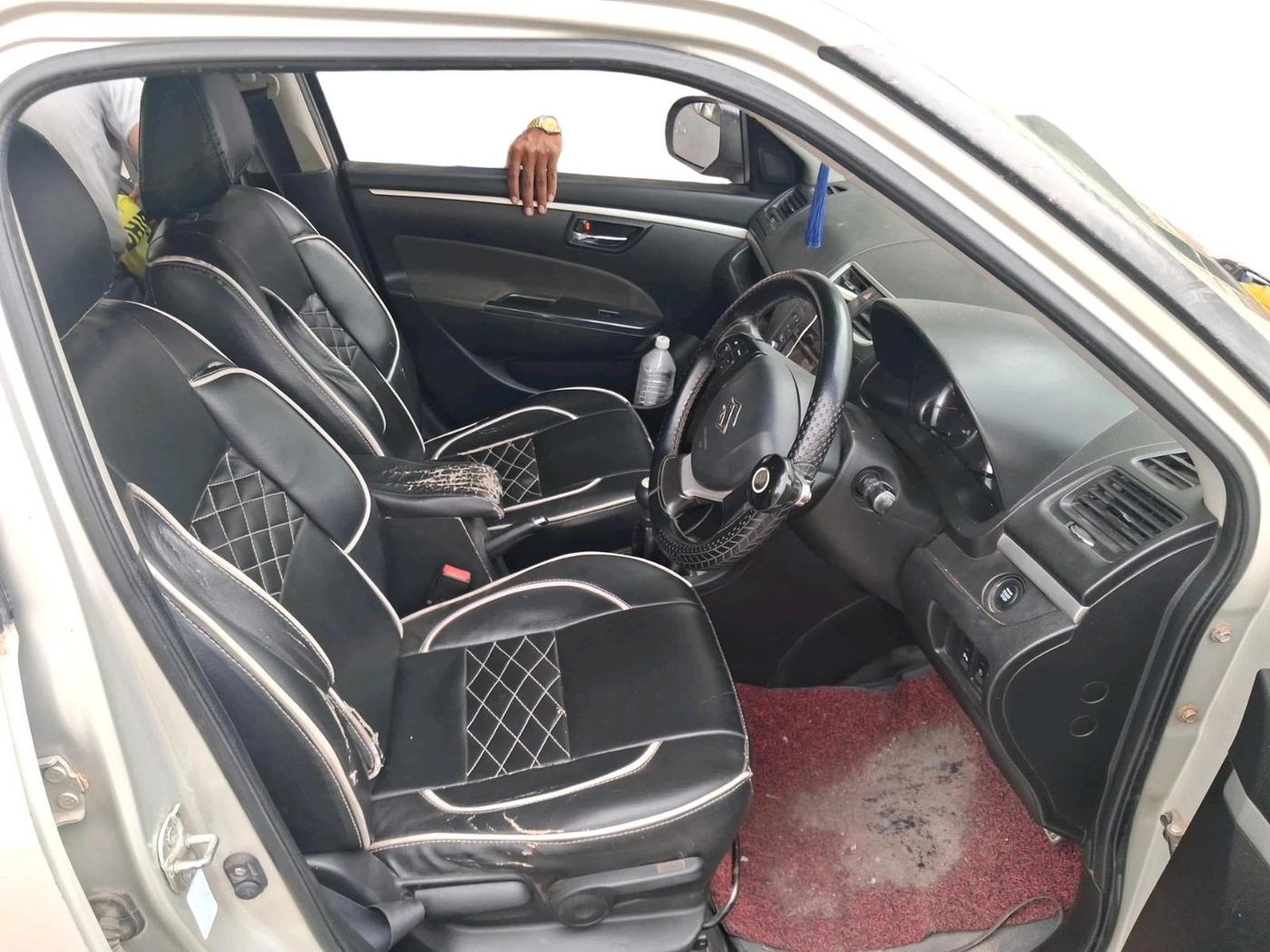 2015 Maruti Swift ZDI, Diesel, Manual, 1,11,996 km, interior