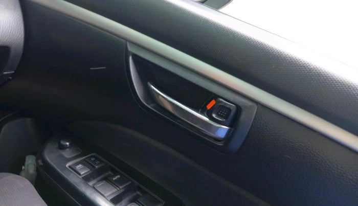 2012 Maruti Swift VDI, Diesel, Manual, 1,74,825 km, interior