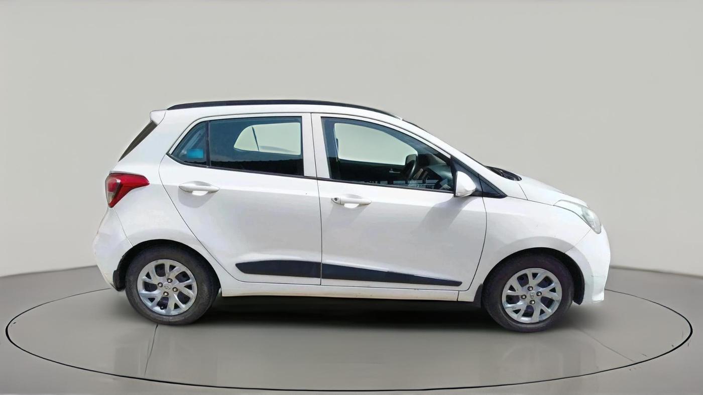 2017 Hyundai Grand i10 SPORTZ 1.2 KAPPA VTVT, Petrol, Manual, 96,200 km, exterior