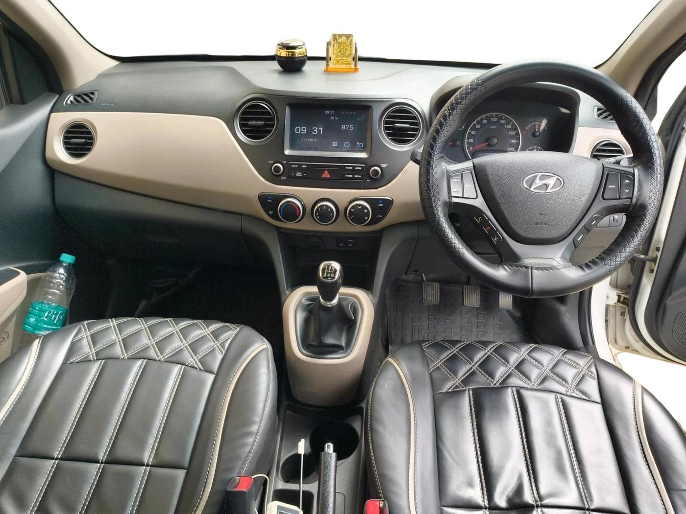2017 Hyundai Grand i10 SPORTZ 1.2 KAPPA VTVT, Petrol, Manual, 96,200 km, interior