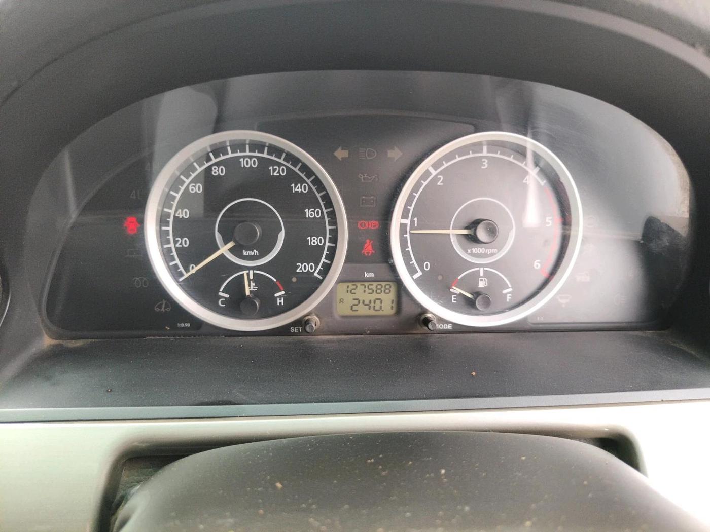 2015 Tata Safari Storme 2.2 EX 4X2, Diesel, Manual, 1,27,588 km, interior