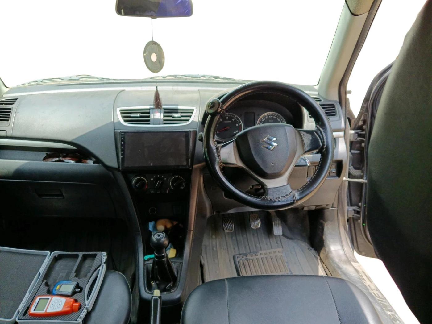 2015 Maruti Swift VDI, Diesel, Manual, 1,20,432 km, interior