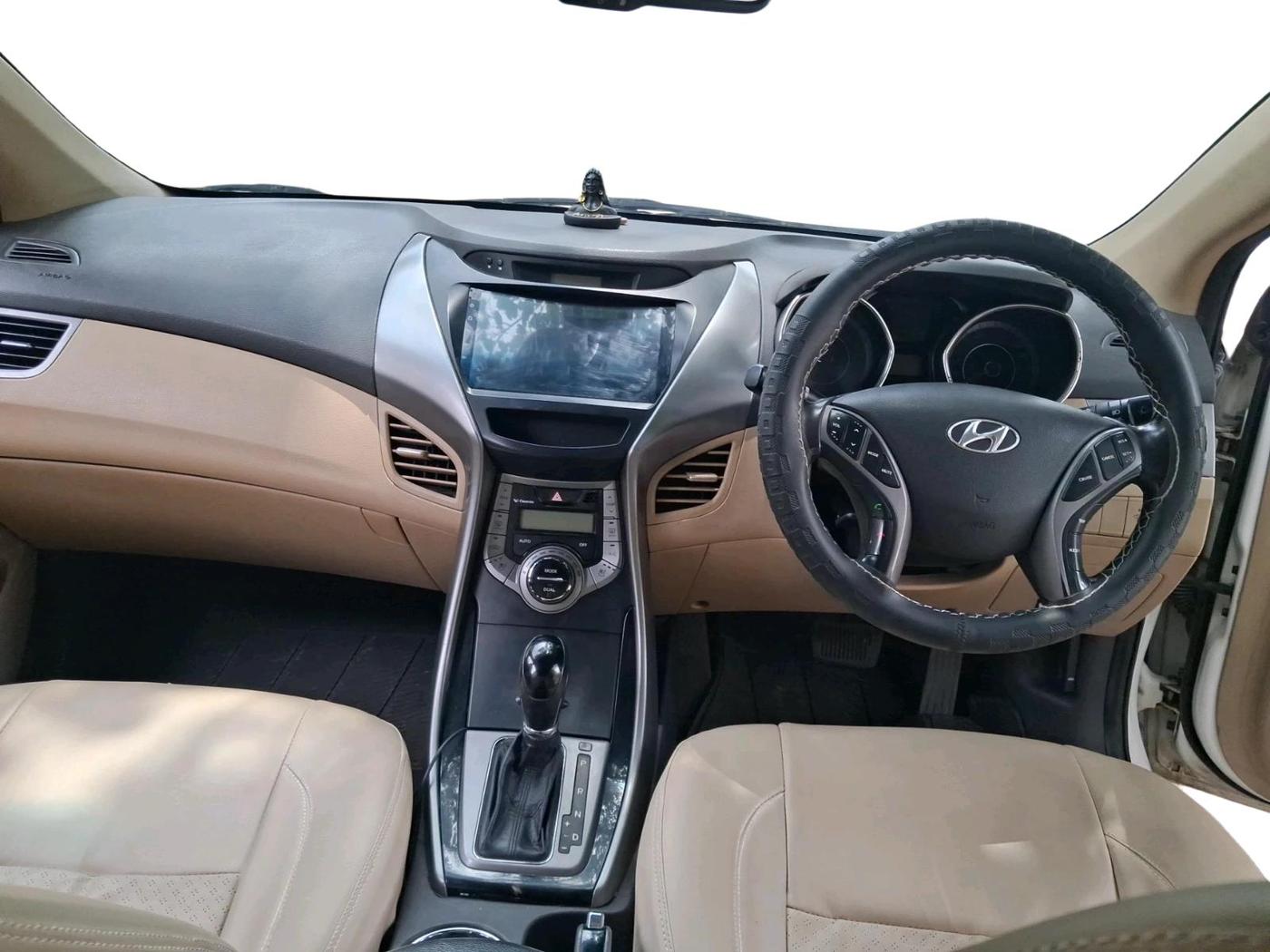 2013 Hyundai New Elantra 1.8 SX AT VTVT, Petrol, Automatic, 85,357 km, interior