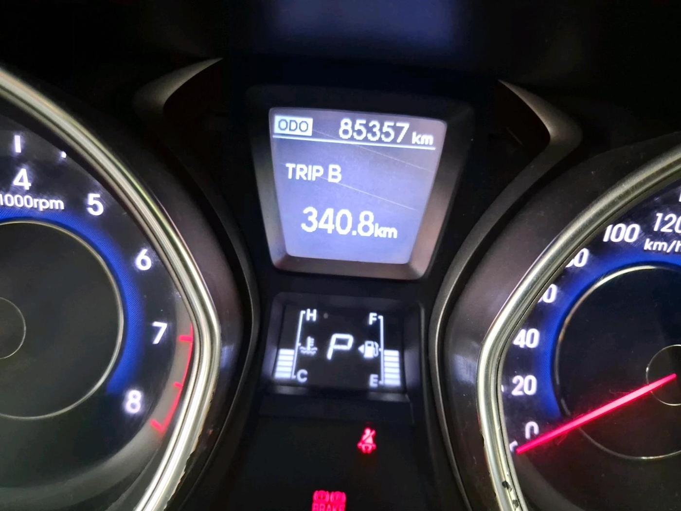 2013 Hyundai New Elantra 1.8 SX AT VTVT, Petrol, Automatic, 85,357 km, interior