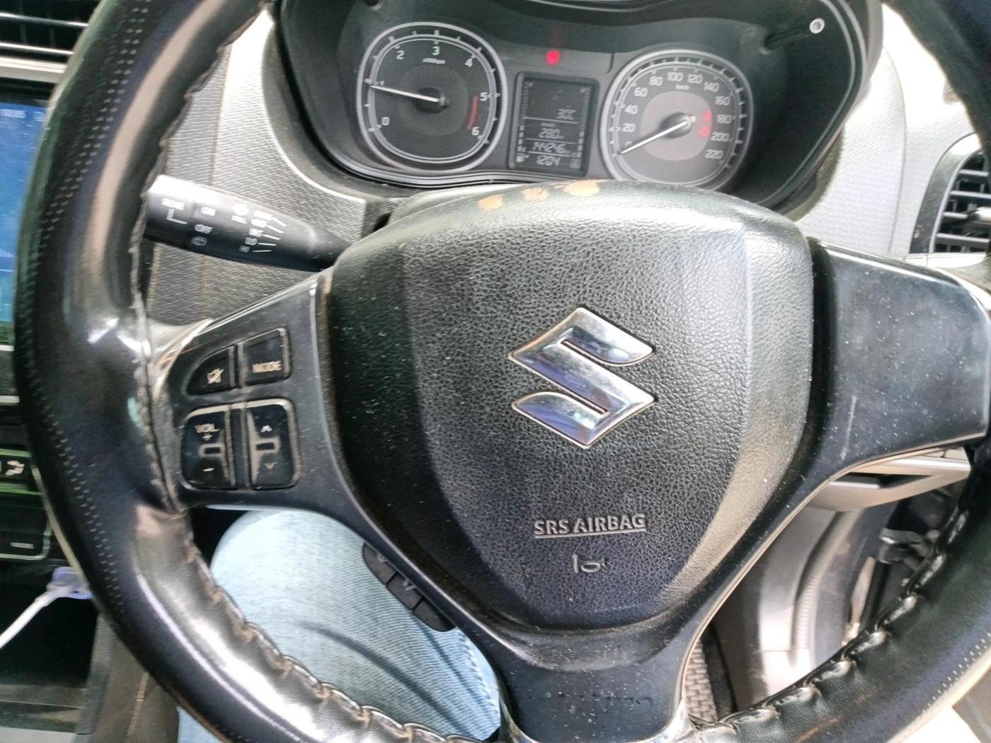 2019 Maruti Vitara Brezza ZDI, Diesel, Manual, 1,44,246 km, interior