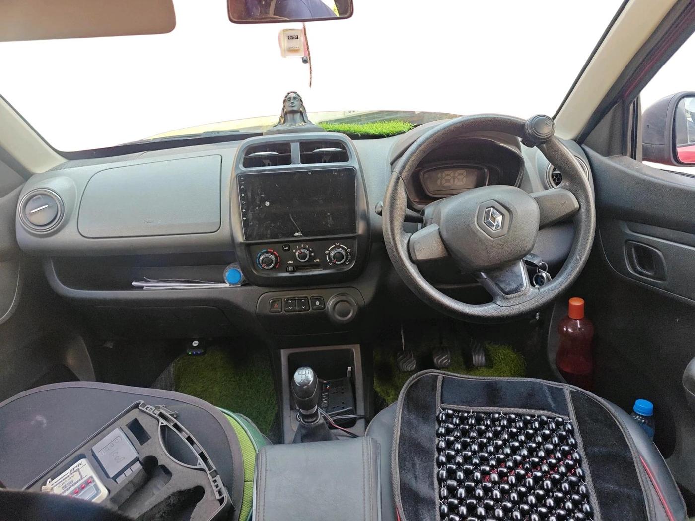 2017 Renault Kwid RXT 0.8, Petrol, Manual, 60,255 km, interior