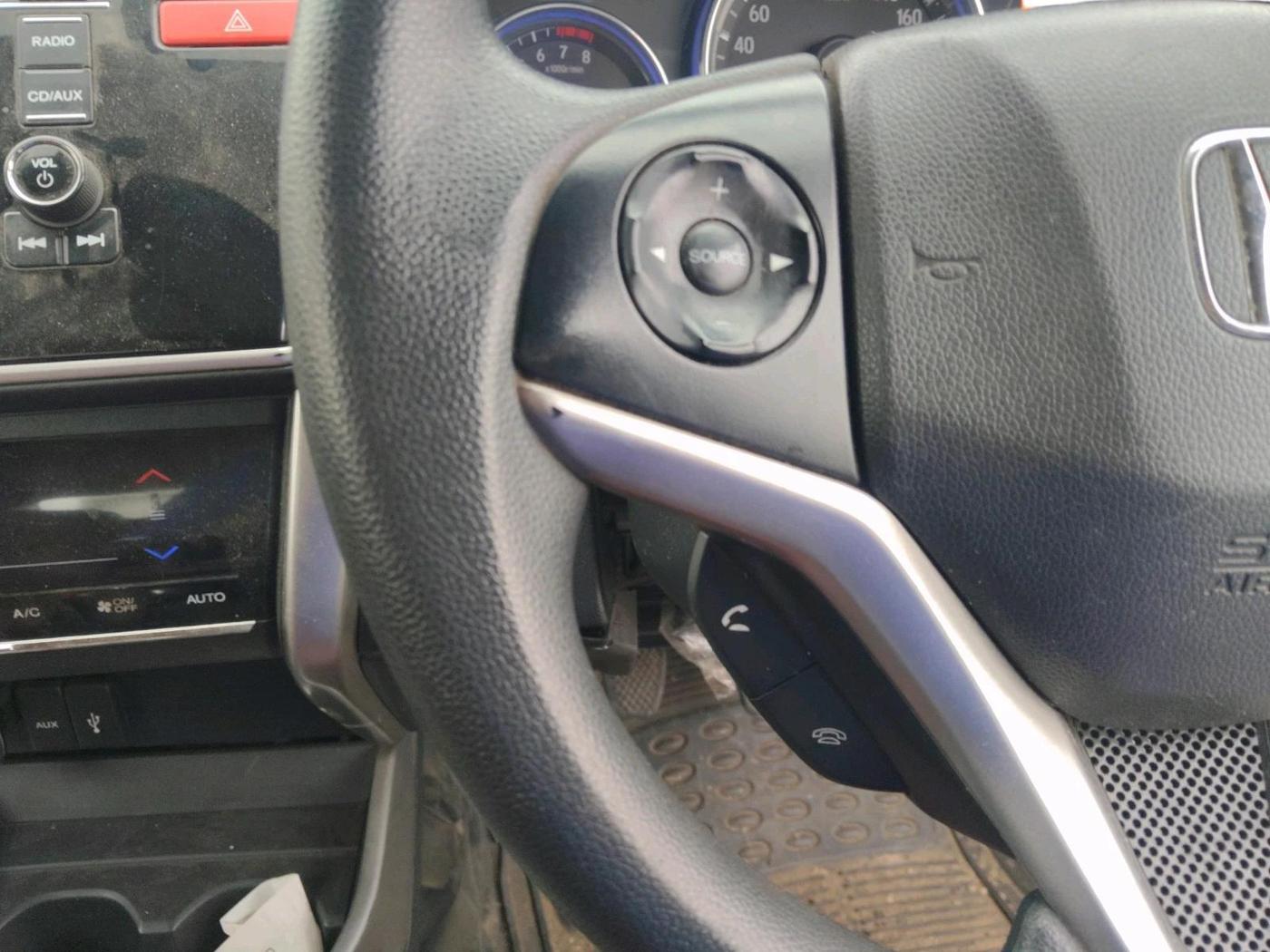 2015 Honda City 1.5L I-VTEC V MT, Petrol, Manual, 1,01,028 km, interior