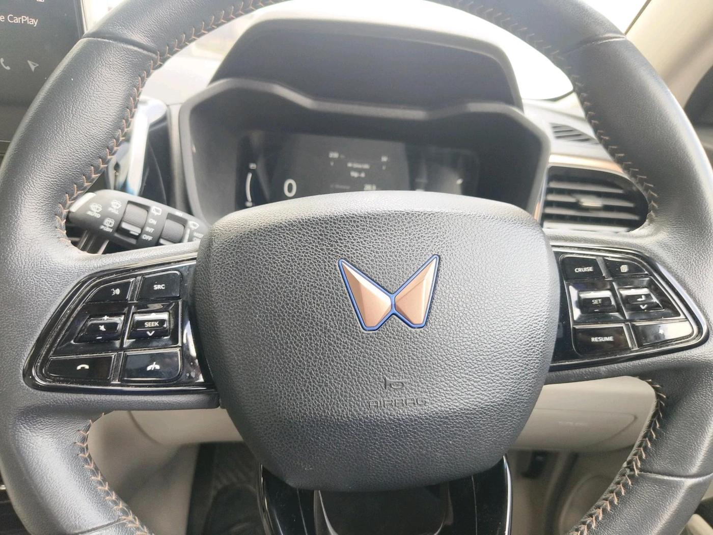 2024 Mahindra XUV400 EL Pro 39.4 KWH, Electric, Automatic, 36,229 km, interior