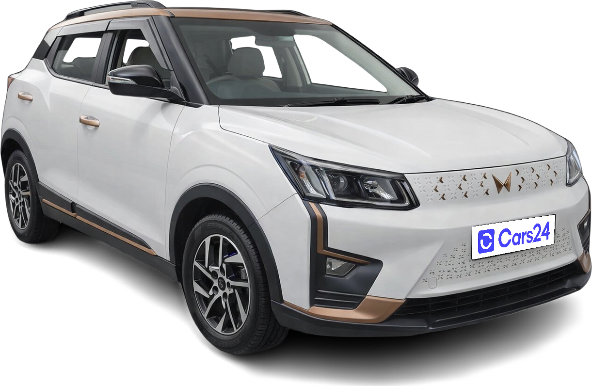 2024 Mahindra XUV400 - SUV - Electric - Automatic - ₹15.90 lakh
