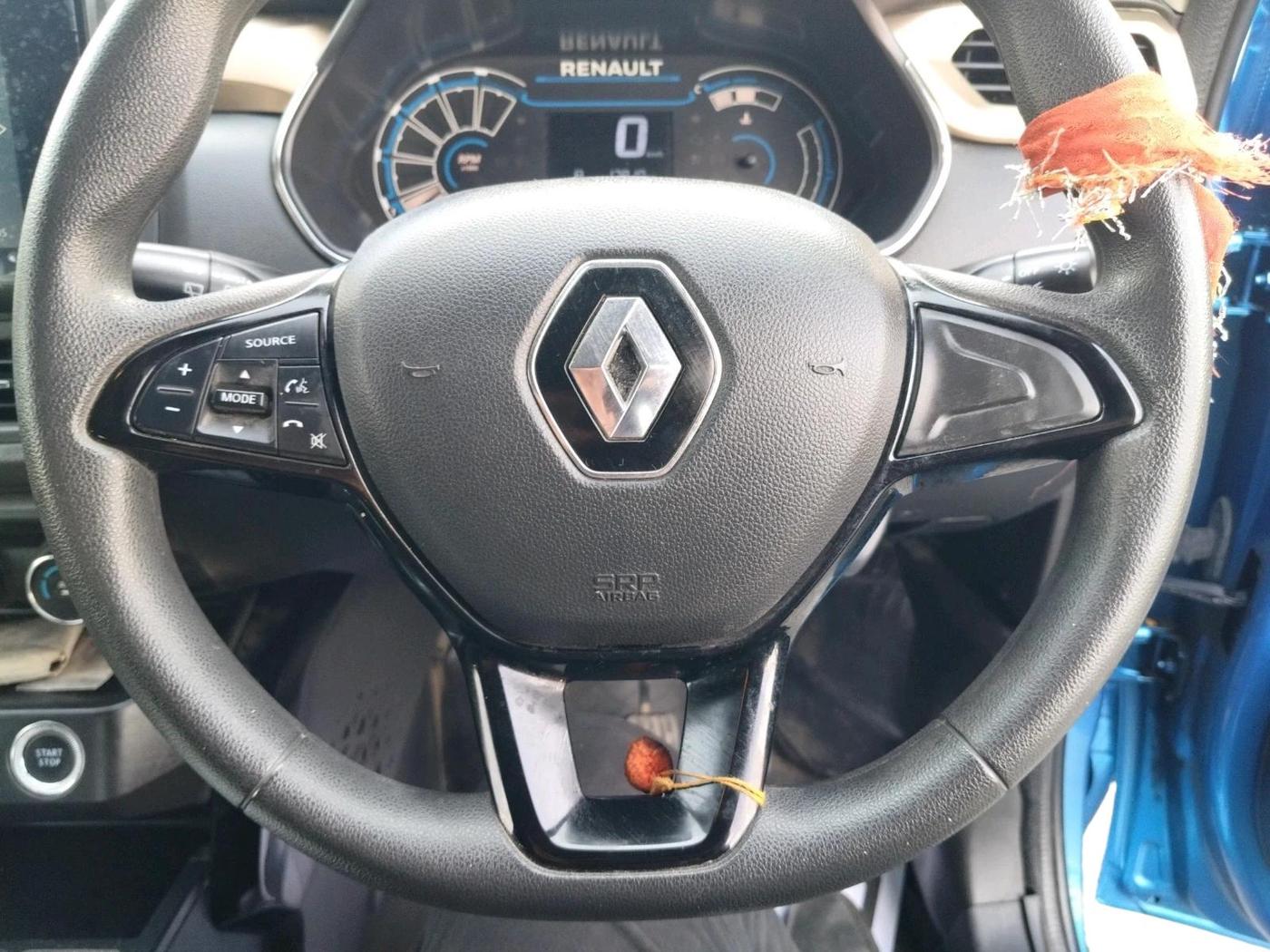 2022 Renault Kiger RXT (O) MT, Petrol, Manual, 17,810 km, interior