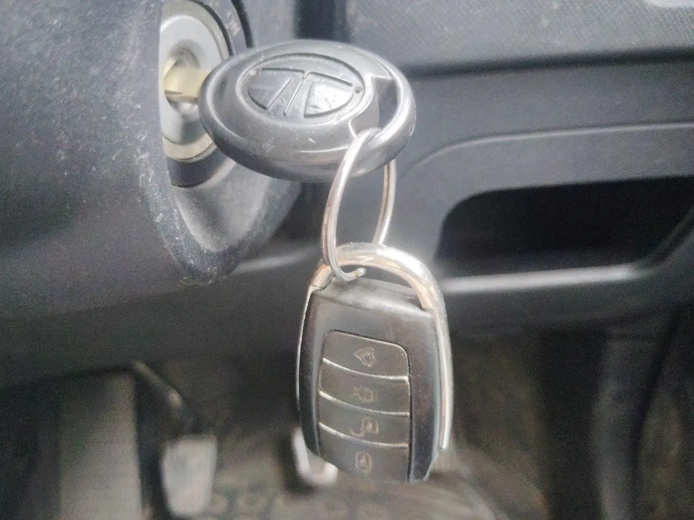 2021 Tata PUNCH PURE MT, Petrol, Manual, 1,02,269 km, interior