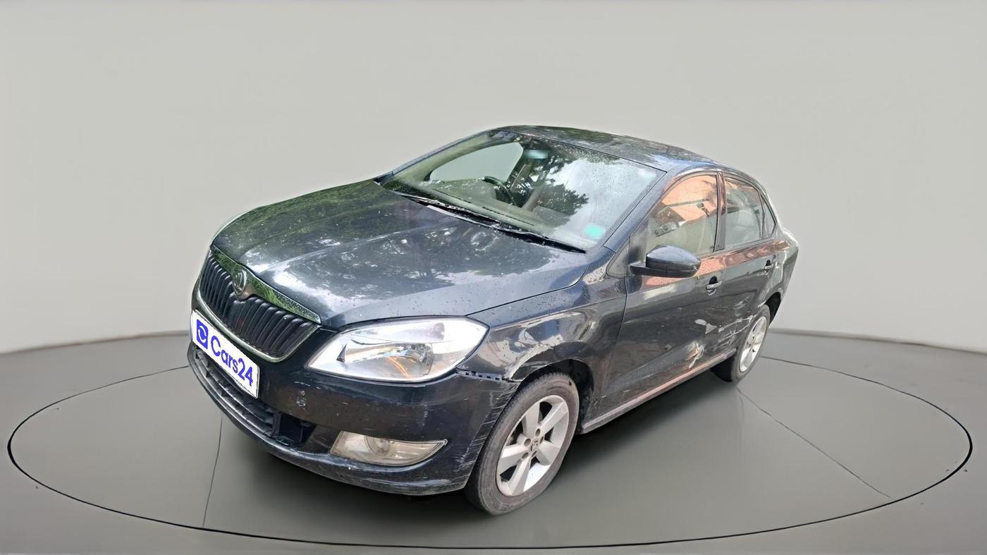 2015 Skoda Rapid AMBITION 1.6 MPI MT, Petrol, Manual, 54,830 km, exterior