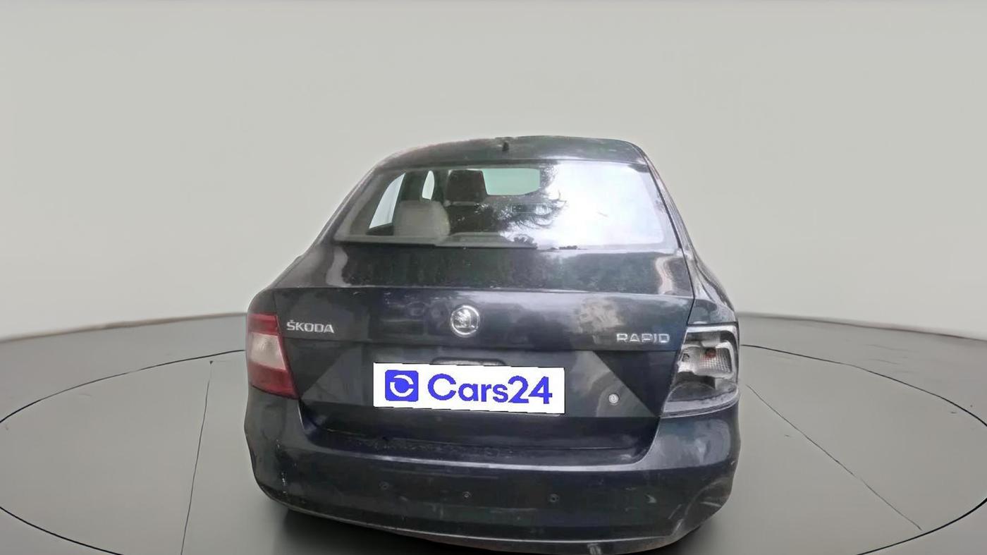 2015 Skoda Rapid AMBITION 1.6 MPI MT, Petrol, Manual, 54,830 km, exterior
