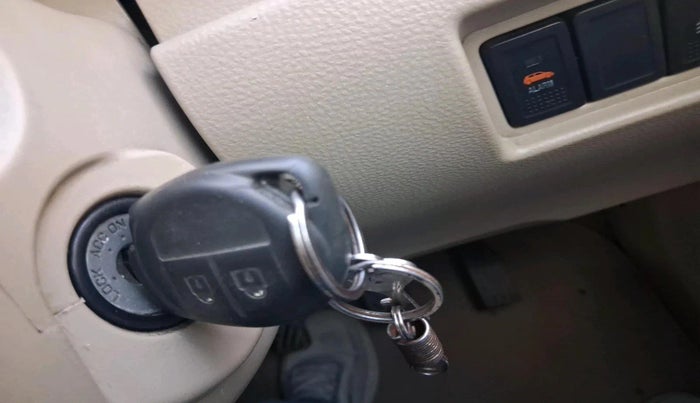 2013 Maruti Ertiga VDI, Diesel, Manual, 2,19,108 km, interior