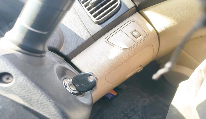 2012 Hyundai Eon D-LITE+, Petrol, Manual, 1,04,500 km, interior