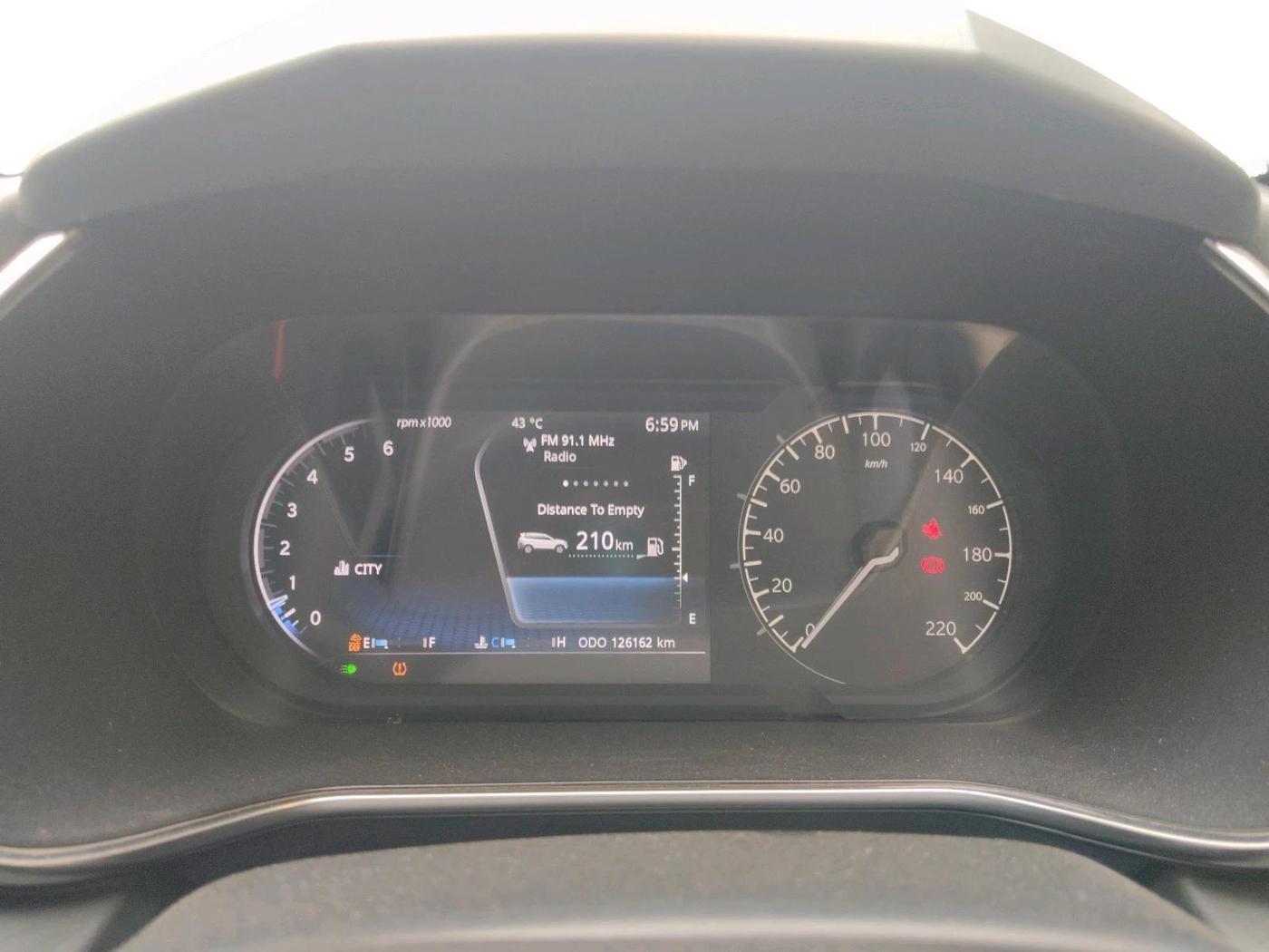 2021 Tata Safari XZ PLUS, Diesel, Manual, 1,26,162 km, interior