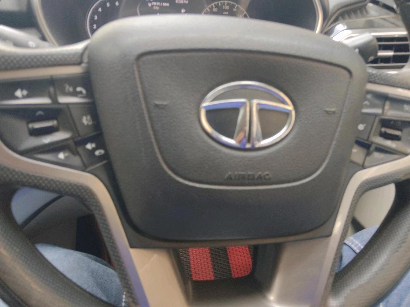 2021 Tata Safari XZ PLUS, Diesel, Manual, 1,26,162 km, interior