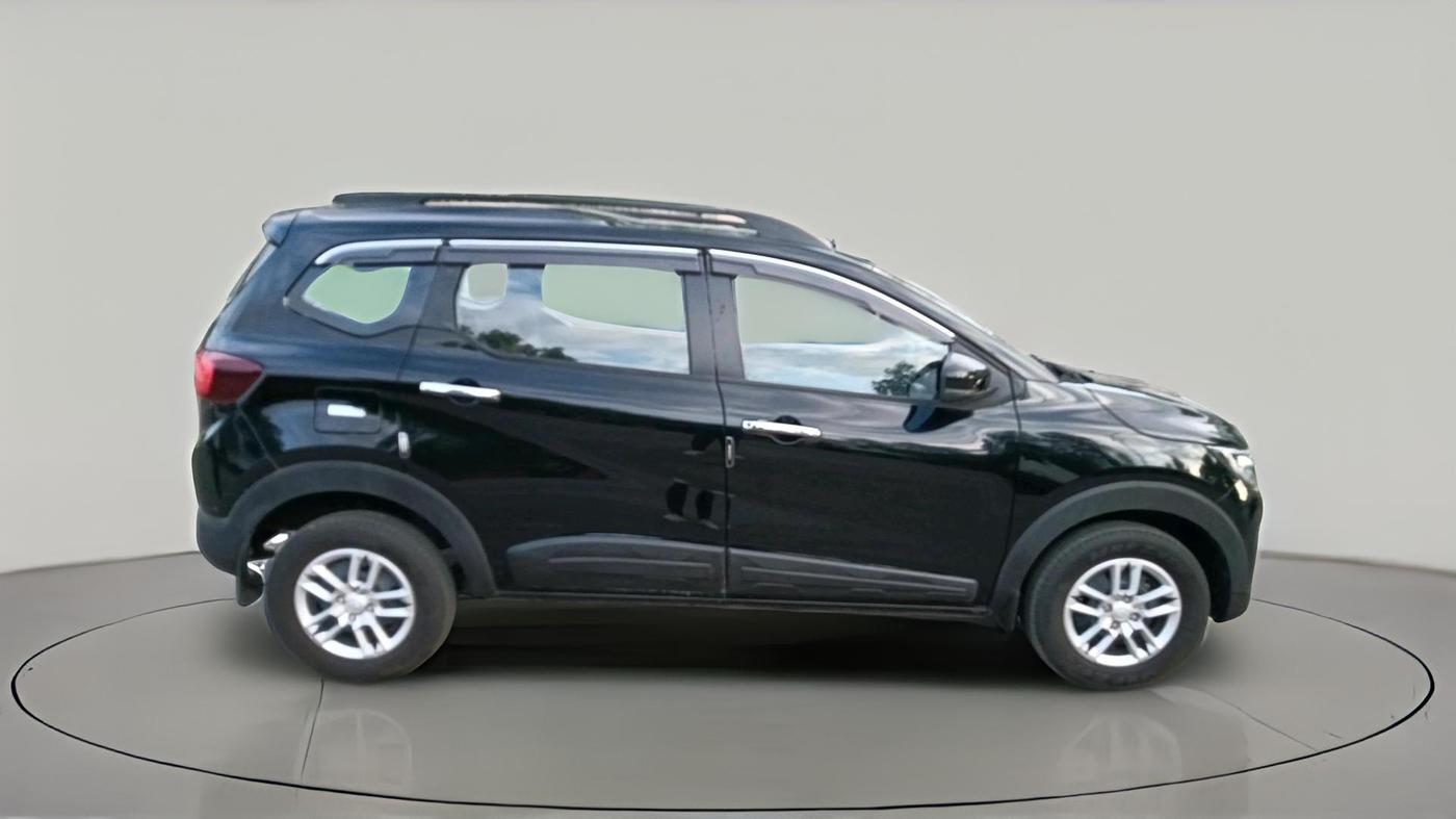 2024 Renault TRIBER RXT, Petrol, Manual, 3,621 km, exterior