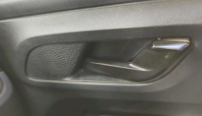 2024 Tata PUNCH ADVENTURE MT CNG , CNG, Manual, 42,598 km, interior