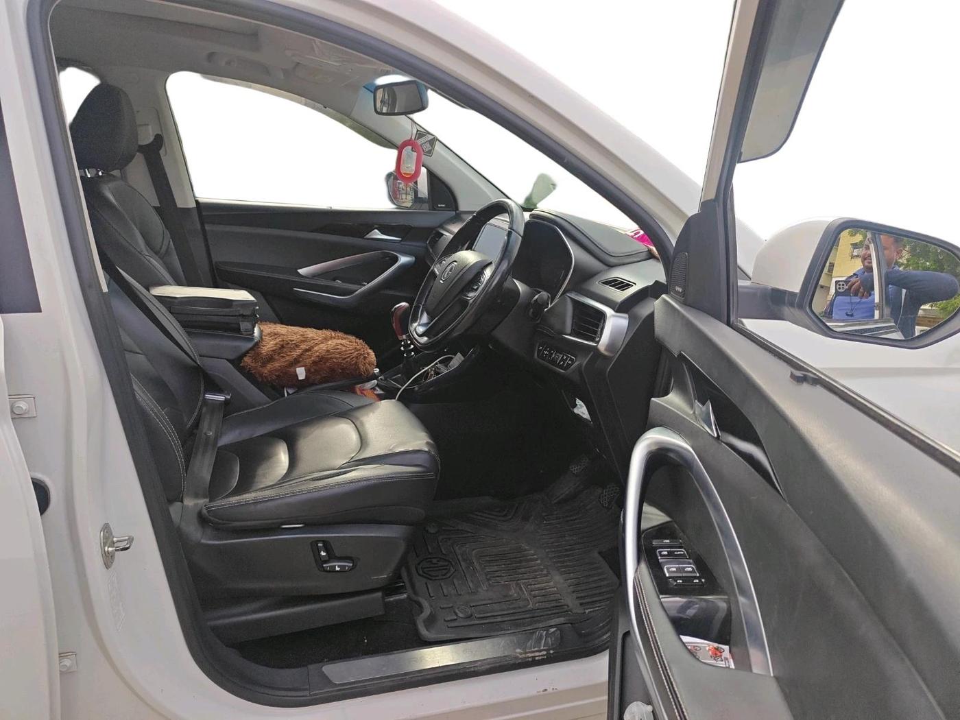 2019 MG HECTOR SHARP 2.0 DIESEL, Diesel, Manual, 1,04,704 km, interior