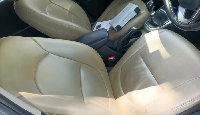 2017 Hyundai Creta SX PLUS 1.6 DIESEL DUAL TONE, Diesel, Manual, 98,310 km, interior