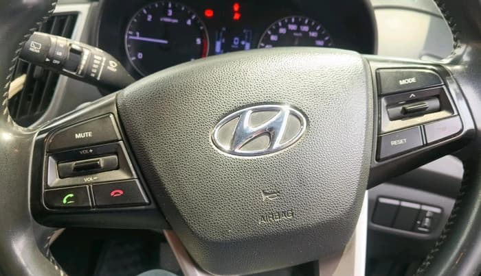 2017 Hyundai Creta SX PLUS 1.6 DIESEL DUAL TONE, Diesel, Manual, 98,310 km, interior
