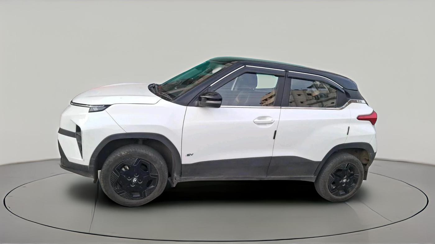 2024 Tata PUNCH EV ADVENTURE S LONG RANGE 3.3, Electric, Automatic, 25,702 km, exterior